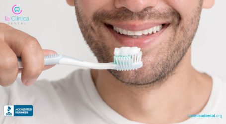 Cómo saber escoger la pasta de dientes adecuada por especialistas de La Clínica Dental
